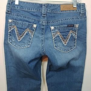 Seven7 Capri Jeans Embroidered back Pockets size 6
